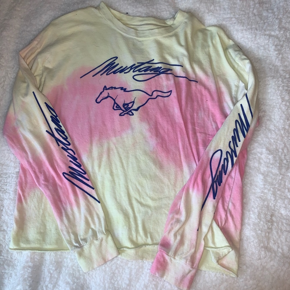 American Eagle Mustang Top